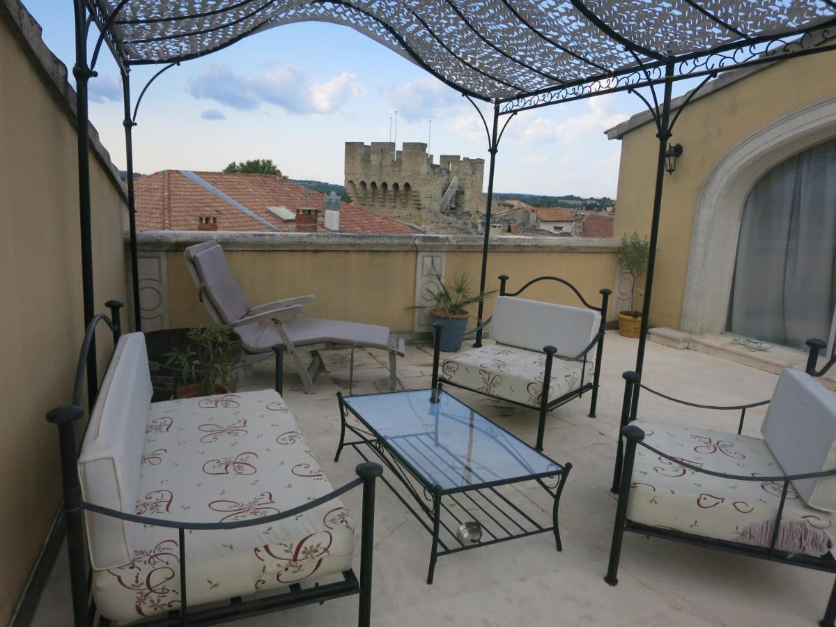 Entre Vignes Et Dentelles Hotel Courthezon Ngoại thất bức ảnh